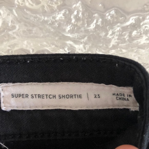 Shorts - Picture 4 of 4